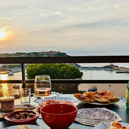 Vue Exceptionnelle Sur La Baie De Appartamento